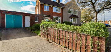 5 bedroom semi-detached house for sale