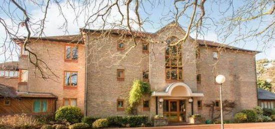 Flat to rent in Brooklands Court, Brooklands Avenue, Cambridge CB2