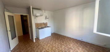 Studio 1 pièce 26 m²