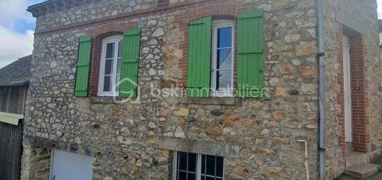 Maison en pierre  à vendre, 3 pièces, 2 chambres, 54 m²