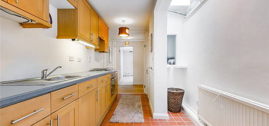 End terrace house to rent in Quarry Road, Wandsworth SW18