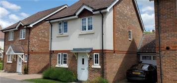 Detached house to rent in Knaphill, Surrey GU21