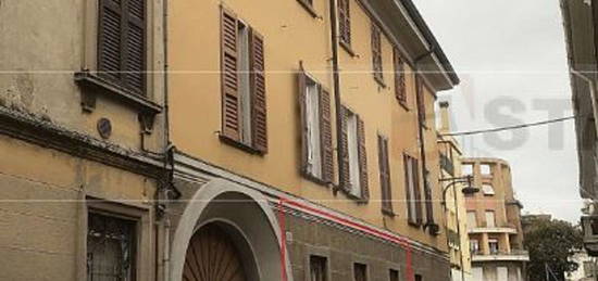 Monolocale all'asta in via San Michele, 5