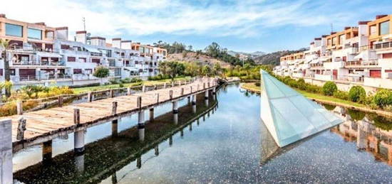 Alquiler de Piso en  Urbanizacion Parque Botanico, 3