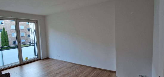 Geschmackvolle 2,5-Zimmer-Wohnung mit Balkon in Hamburg Hamm-Mitte