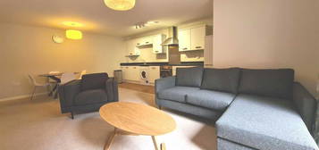 2 bed flat to rent