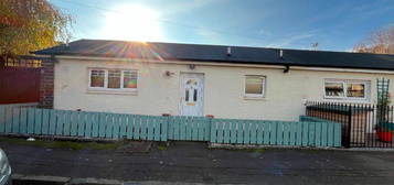 Terraced bungalow to rent in Claremont Court, Edinburgh EH7