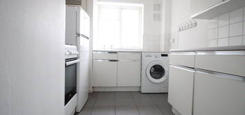 2 bed flat to rent