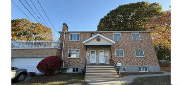 21 Maplewood St #2, West Roxbury, MA 02132