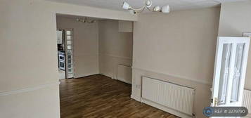 3 bedroom terraced house