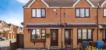 2 bed semi-detached house for sale