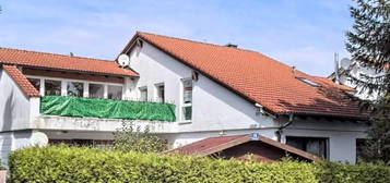 Lichtdurchflutet 3 Zimmer Wohnung im Waldkraiburg