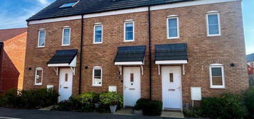 3 bedroom town house for sale