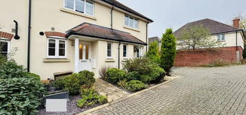 Terraced house to rent in Cumnor Hill, Oxford OX2