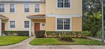 2005 Fiesta Ridge Ct, Tampa, FL 33604