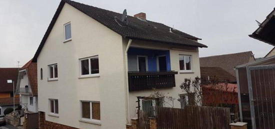 Wohnung mit 3 Zimmern und Balkon in Eussenheim - OT Obersfeld