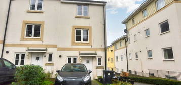 End terrace house to rent in Oak Hill Road, Torquay, Devon TQ1