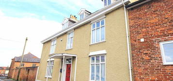 9 bed detached house for sale