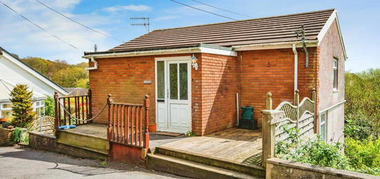 2 bedroom detached house for sale