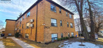 10 - 2901 ST CLAIR AVENUE E, Toronto (O'Connor-Parkview), Ontario