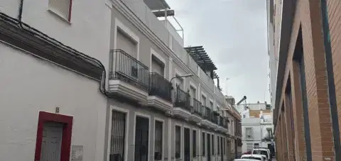 Casa adosada en calle Juan Uceda, 7