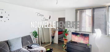 Appartement  à vendre, 4 pièces, 3 chambres, 77 m²