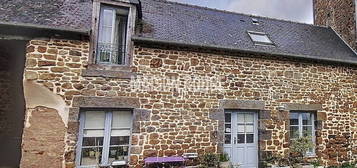 Maison en pierre 75 m² Bécherel ( Rennes métropole )