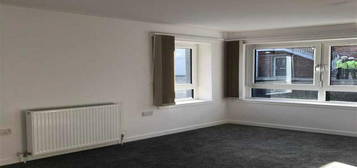 1 bedroom ground floor flat