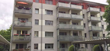 Schöne 1-Zimmer Wohnung mit Balkon und Singleküche zu vermieten!