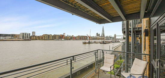 Flat for sale in Wapping High Street, London E1W