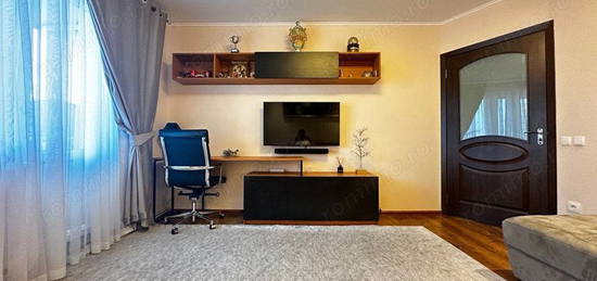 apartament 3 camere zona Lacul tei