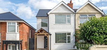 2 bed semi-detached house for sale