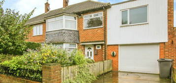 5 bedroom semi-detached house for sale