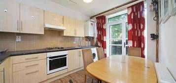 3 bedroom flat to rent