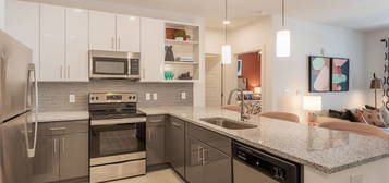 Link Apartments Linden, Chapel Hill, NC 27517