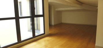 Location appartement 3 pièces 64 m²