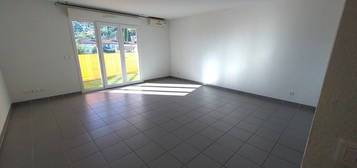 Appartement  à louer, 3 pièces, 2 chambres, 68 m²