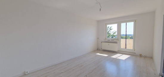 *1 NKM frei geschenkt* 2-Zimmer-Wohnung mit Balkon und herrlichem Ausblick