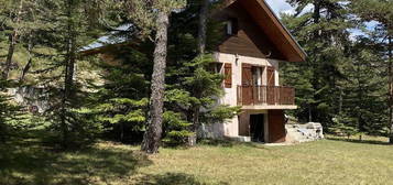 Chalet 1 étage  à vendre, 3 pièces, 2 chambres, 56 m²