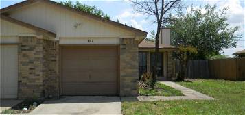 4516 Trysail Dr, Fort Worth, TX 76135