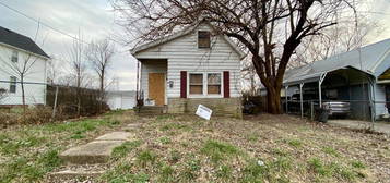 1610 Powell St, Henderson, KY 42420