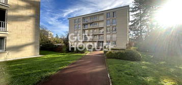 A VENDRE Appartement F4 à COMPIEGNE