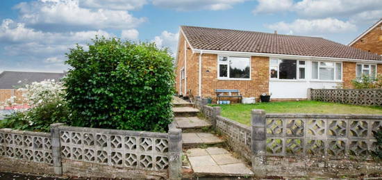 2 bed detached bungalow for sale