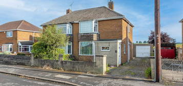 2 bed semi-detached house for sale