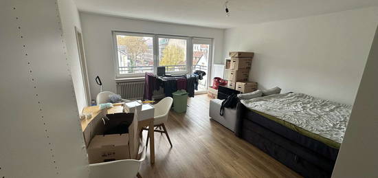 Freundliche 1-Zimmer-Wohnung mit Balkon und EBK in Heidelberg