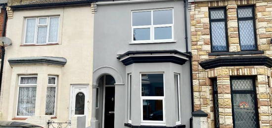 3 bedroom terraced house