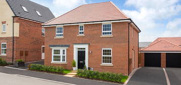 4 bed detached house for sale