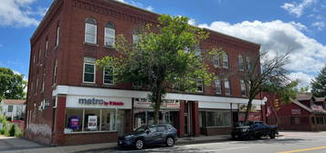 46 Main St #1, Rochester, NH 03867