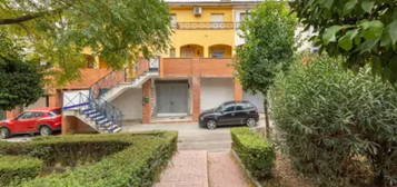 Casa adosada en calle de la Se&#xF1;orita Sole