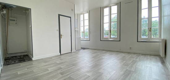 Studio  à louer, 1 pièce, 21 m², Étage 0/–